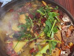 -沙胆彪炭炉牛杂煲(成都玉林店)