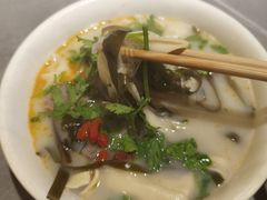 -郑享吃烧烤烩面(红专路店)