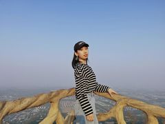 -鬼笑石后山停车场