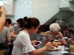 突然出现的食客们-义顺牛奶公司(庇利金街店)