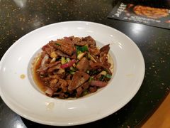 农家小炒肉-老板很二(吉大店)
