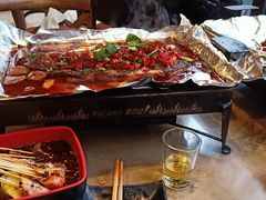 -何师烧烤Pro ·江湖川菜·小龙虾·精酿(太古里旗舰店)