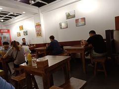 大堂-丽虹云南过桥米线(兴工街店)