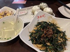 开洋葱油拌面-东泰祥生煎馆(陕西南路店)