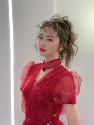 -艾米丽婚纱礼服