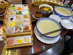 -香麒园·过桥米线·南湖雅宴