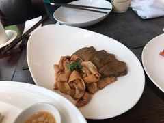 卤水鹅肝拼鹅肠-潮舍(环球金融中心店)