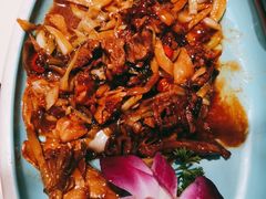 老山姜炒牛肉-原味田园·客家菜·土窑鸡(中航城君尚购物中心店)