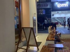 -Line 咖啡(石厦花园店)