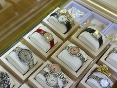 -海星奢选二手奢侈品手表包包鉴定回收寄卖(墨玉南路店)