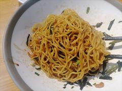 弄堂葱油拌面-弄堂咪道-饭香·面香·馄饨香(兴梅店)