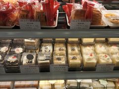 -红宝石·鲜奶小方·海派西点房(南丹店)