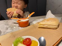 -必胜客(WOW中心城店)
