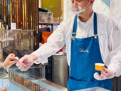 -VENCHI 闻绮(北京国贸商城店)