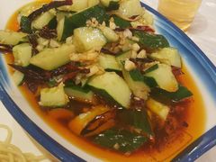 -霄汉牛三鲜湖北砂锅菜(万松园2店)
