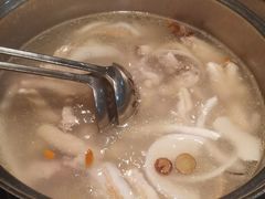 -三个椰子·现砍椰子鸡(金源CBD店)