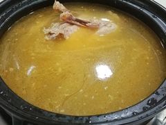 -烧哥美蛙肥肠鱼火锅·十五年社区店