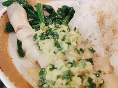 白切鸡腿碟头饭-紫金食坊(江南西路店)
