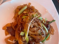 干炒牛河-醉辉皇原味海鲜江南菜(成都大魔方店)