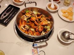 -七欣天香辣蟹火锅(闵行浦江欢乐颂店)