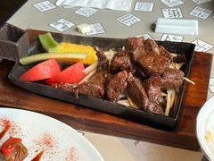 -穹六人间 people 6(岳阳路店)