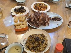 -聚首堂·特色小吃·肘子(什刹海德胜门店)