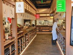 -庆春朴门(前滩太古里店)
