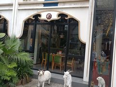 -娜仁图雅蒙古美食村(33小镇店)