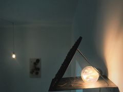 -胶囊画廊