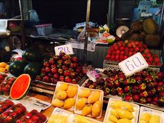 -芒果糯米饭摊子