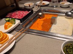 -海底捞火锅(金山百联店)