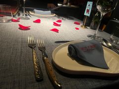 -弦月窗LUNETTE BY AMANDA(复兴路店)