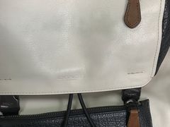 清洗前-爱革·洗衣改衣·洗鞋修鞋·洗包修包·奢侈品护理(宝地广场店)