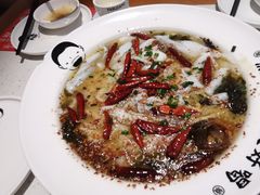-江渔儿酸菜鱼(奥园广场金发购物中心店)