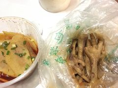 -二孃鸡爪爪(东郊记忆店)