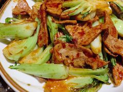 菜梗炒猪肝-菲乐餐厅(三十年经营·湖滨路店)