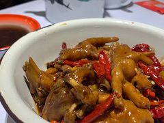 老南昌特色烧鸡脚-遇见老南昌-柴火灶(顺外路店)