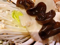 活体菌菇-麻路成都火锅(柏威年店)