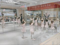 -炫艺舞蹈培训中心(枫尚奥特莱斯店)