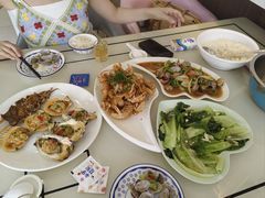 -覃记海鲜美食餐厅