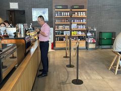 -星巴克臻选(济南万达店)