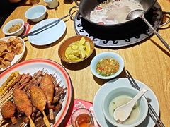 -茸梅路右拐龙虾-农家菜(松江店)