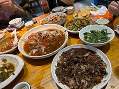 剁椒鱼头-吃香喝辣·地道衡东菜(南岳大庙店)