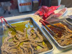 -王浩儿纪六孃甜皮鸭(乐山总店)