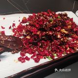 特别是摆盘特别好看。不管是品尝还是拍照都值得一试