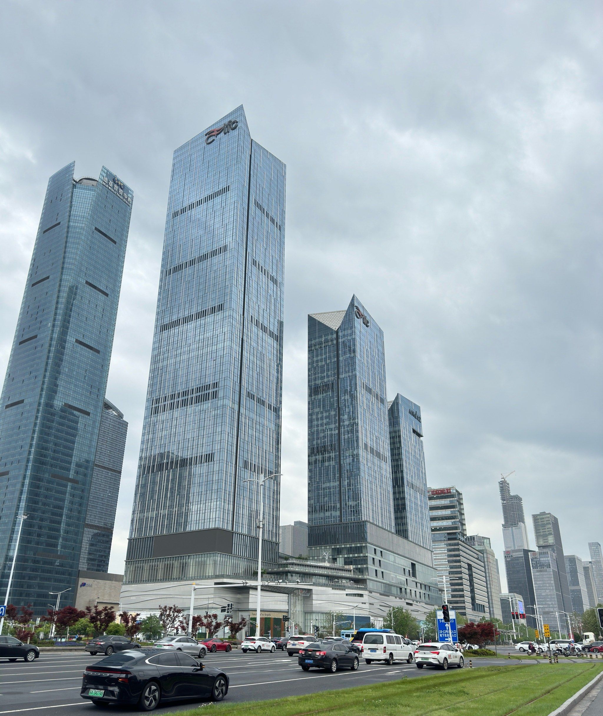 国金中心三楼saloon理发店💈💈