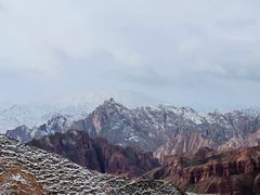 -冰沟丹霞旅游景区