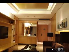 -上海漕河泾万丽酒店