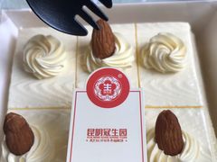 -昆明冠生园·蛋糕·面包(南强街店)