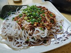 -东巴谷野生菌火锅餐厅